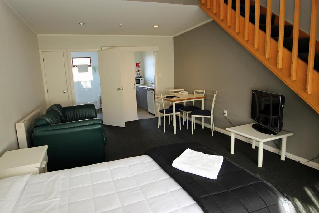 Champers Motor Inn 로어허트 객실 사진