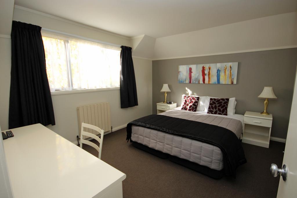 Champers Motor Inn 로어허트 객실 사진