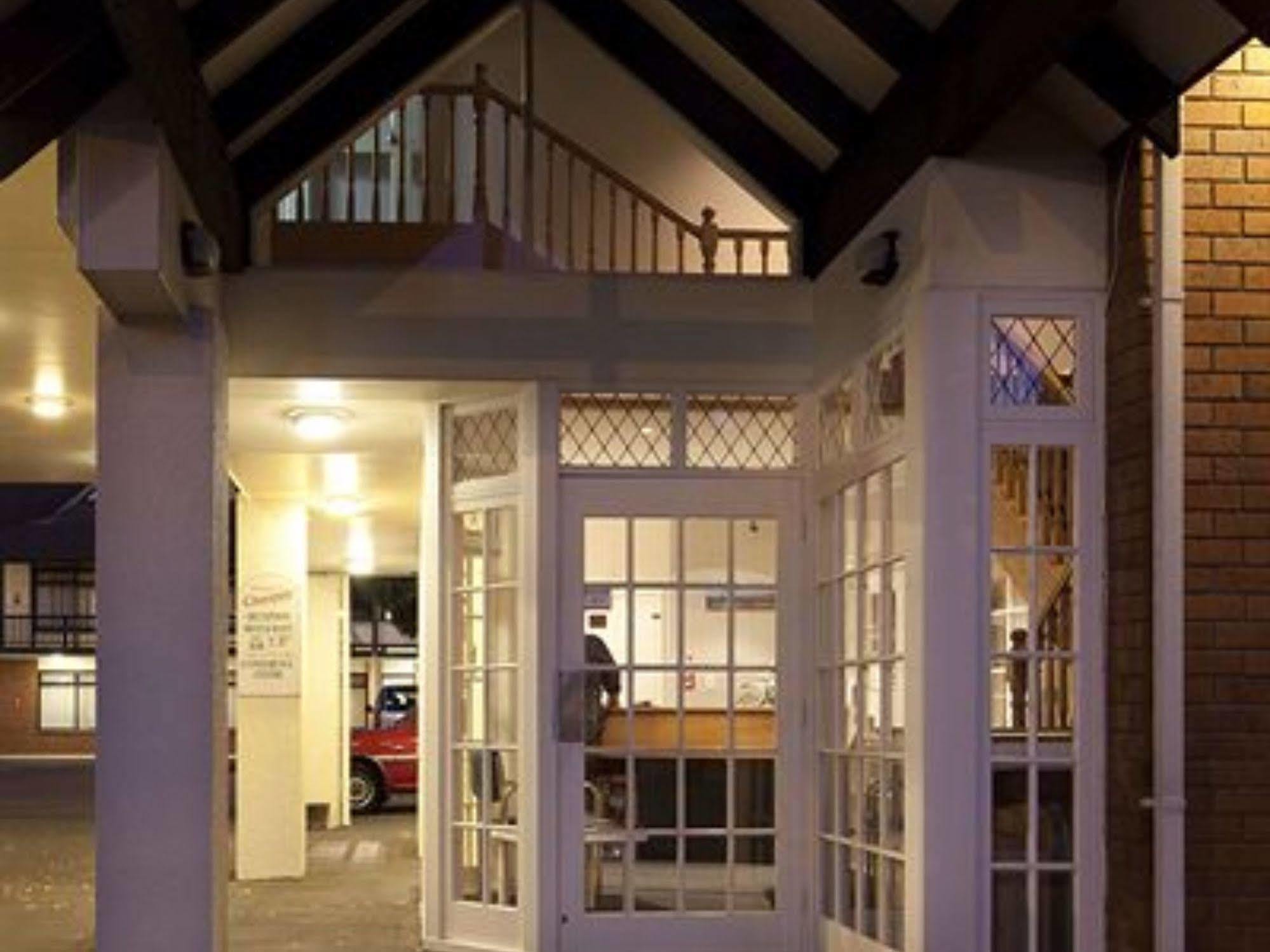 Champers Motor Inn 로어허트 외부 사진