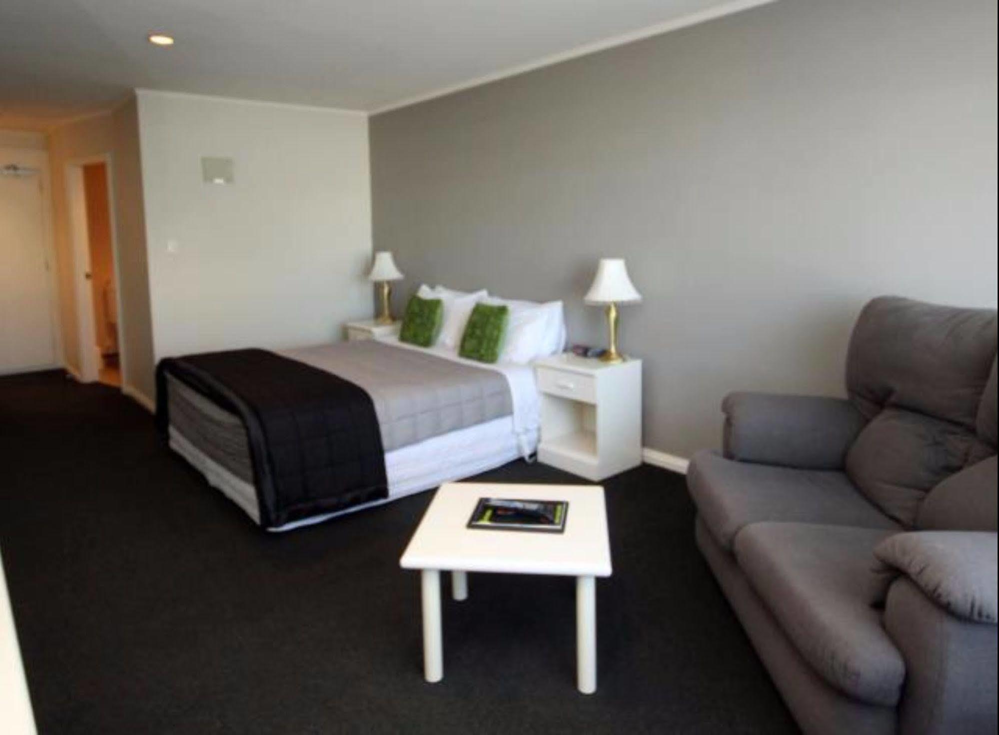 Champers Motor Inn 로어허트 외부 사진